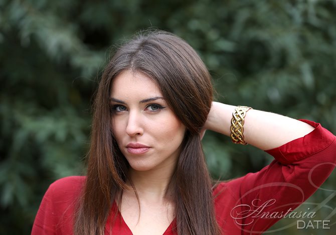 Exotic Single Bosnian And Herzegovinian Woman Dajana From Banja Luka 23 Yo Hair Color Brown